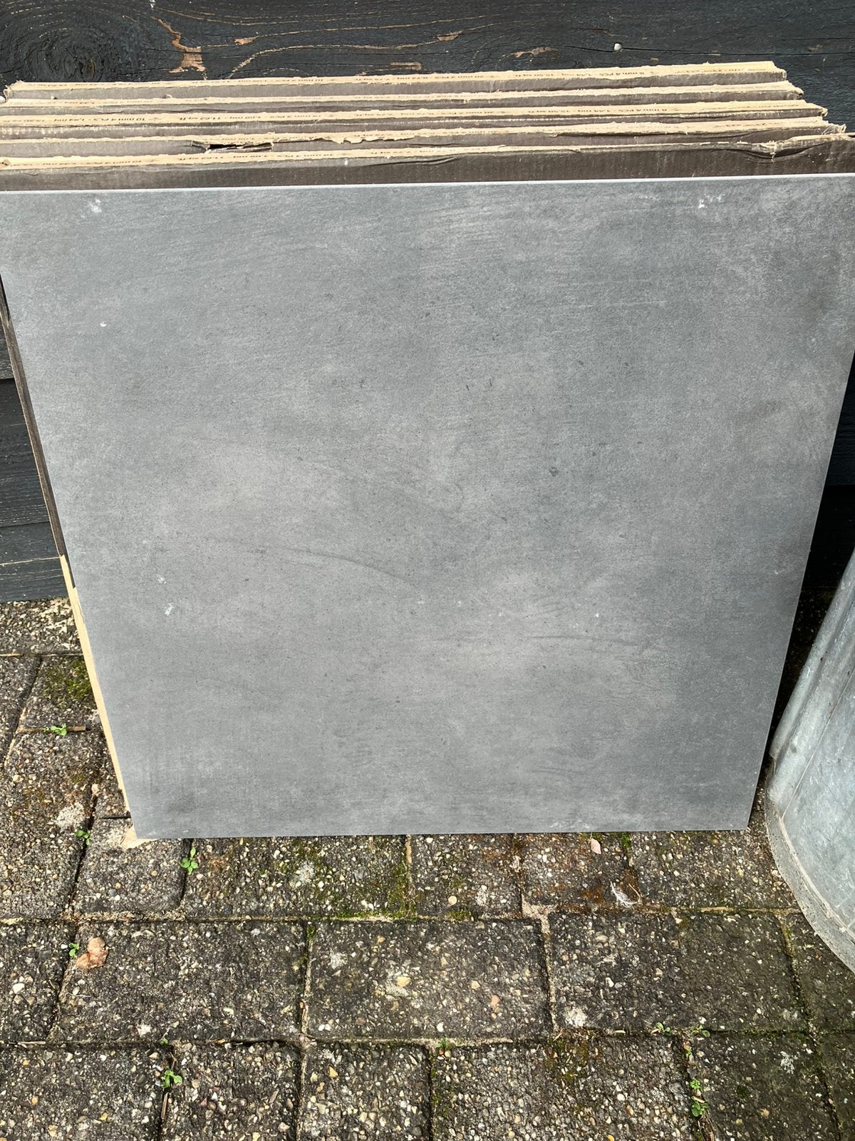 20 stuks antraciet grijze vloertegels 60x60, Doe-het-zelf en Verbouw, Ophalen, 40 tot 60 cm, Nieuw, 10 m² of meer