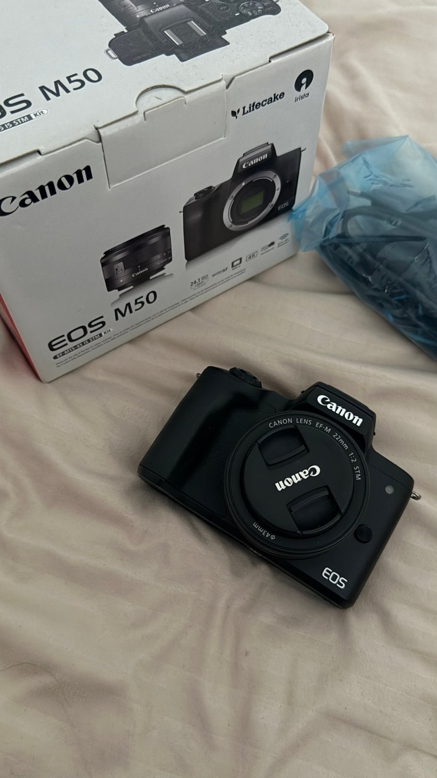Canon EOS M50 systeemcamera met EF-M 22mm f/2 STM lens, Gebruikt, Canon, Ophalen of Verzenden, WiFi