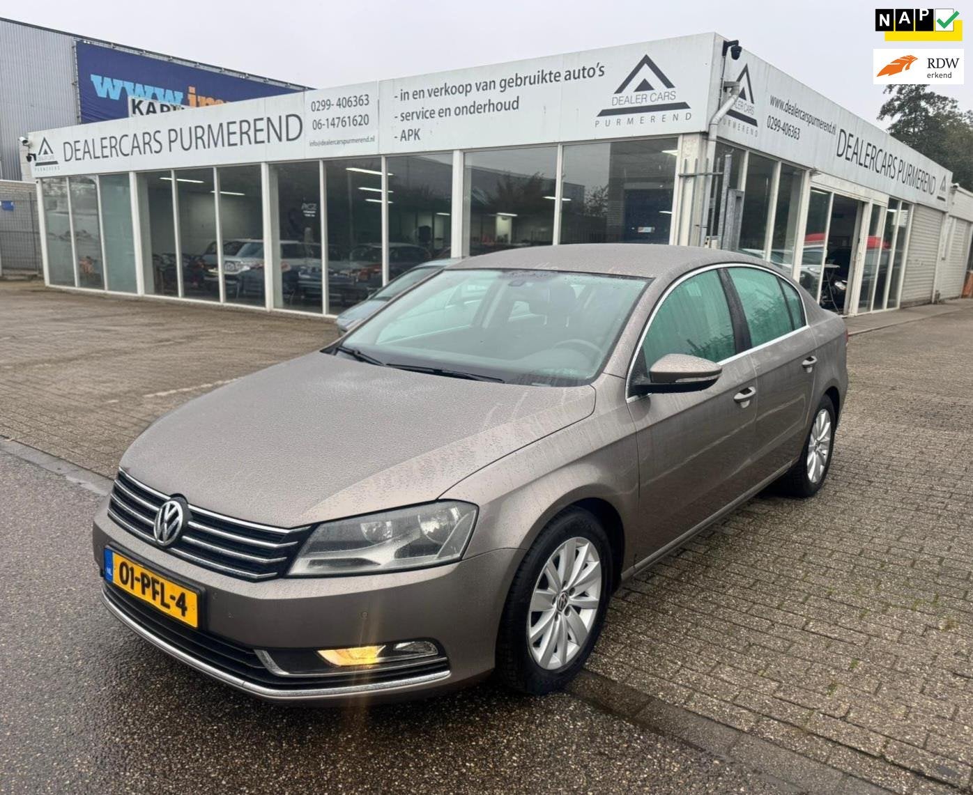 Volkswagen Passat 1.8 TSI Comfortline, Auto's, Voorwielaandrijving, Euro 5, Stof, Zwart