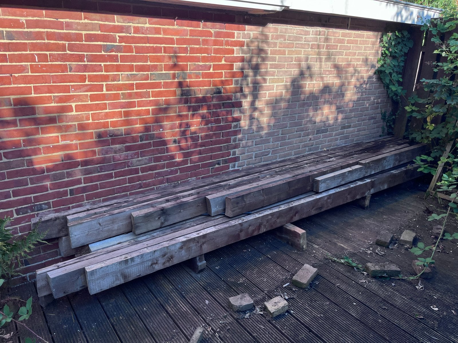 Houten balken, ca. 45 meter totaal, Doe-het-zelf en Verbouw, Hout en Planken, Ophalen, Gebruikt, Balk, Overige houtsoorten