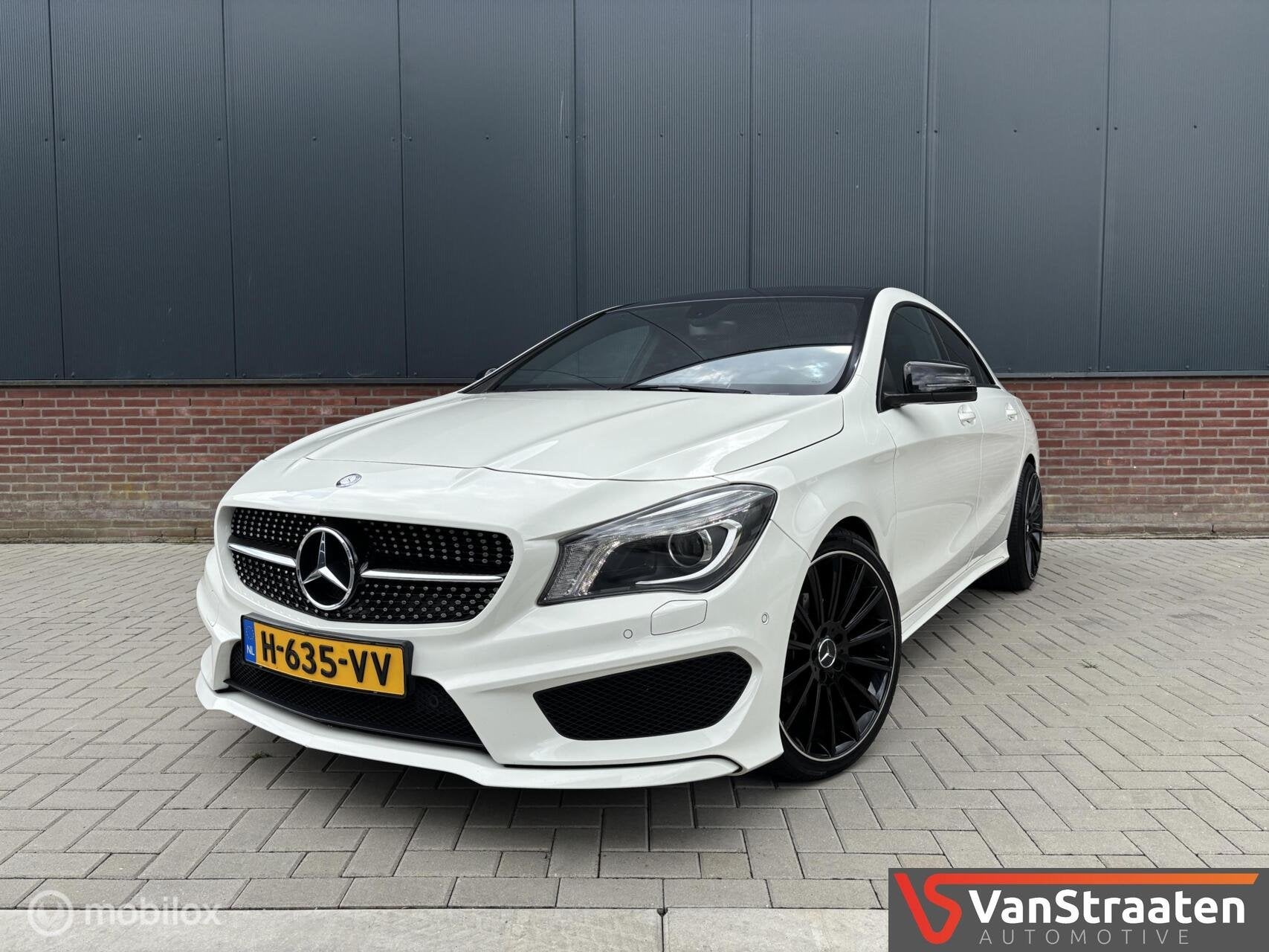 Mercedes CLA-klasse 200 Edition 1 | AMG Styl | Pano | Xenon, Auto's, Gebruikt, 715 kg, Wit, 1595 cc