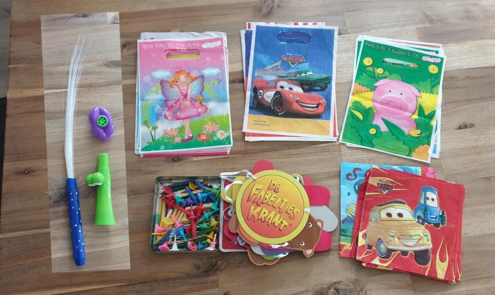 feest spullen, Ophalen