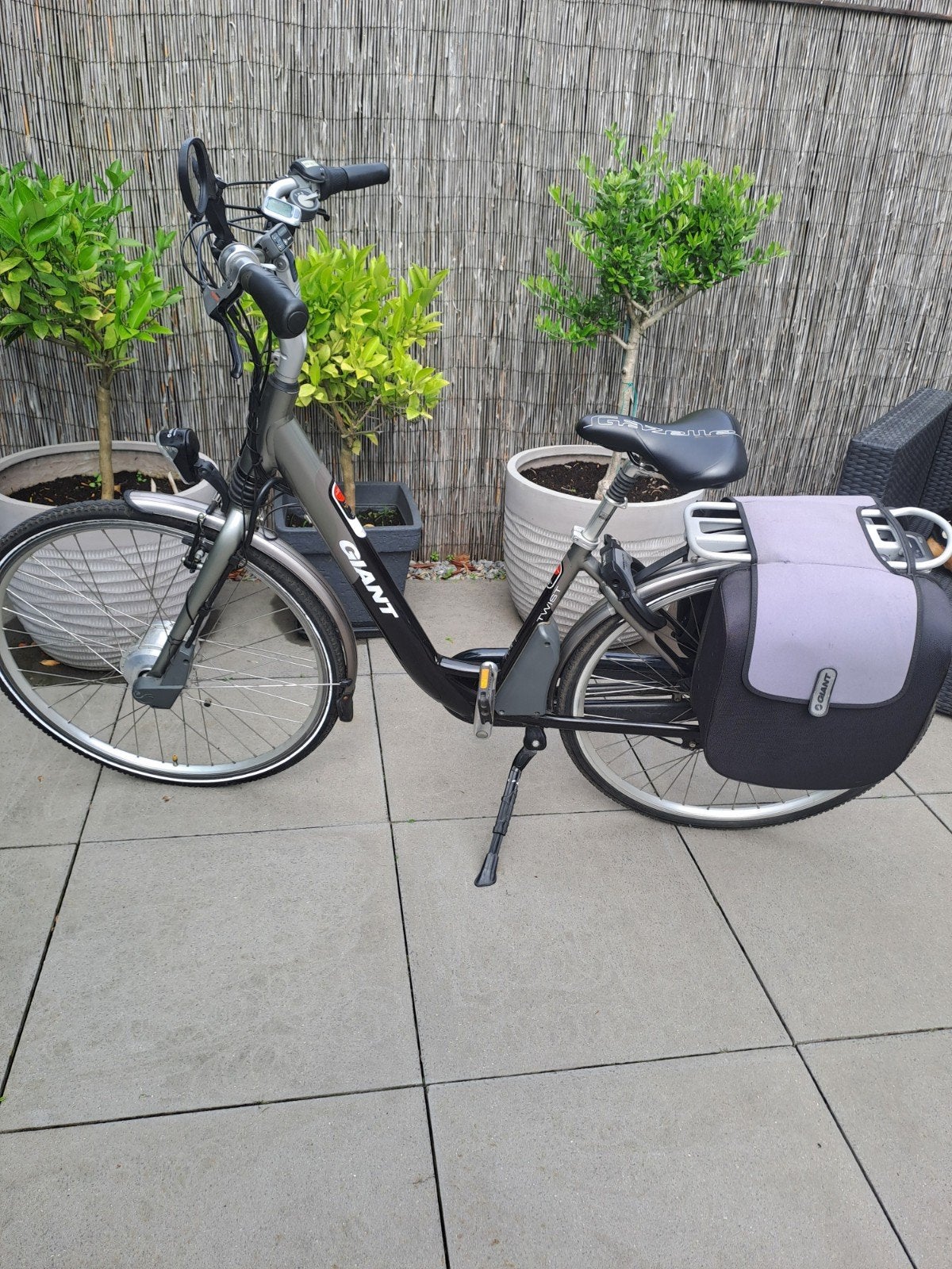 Giant Twist Comfort  CS E- Bike, Ophalen, Gebruikt, Giant
