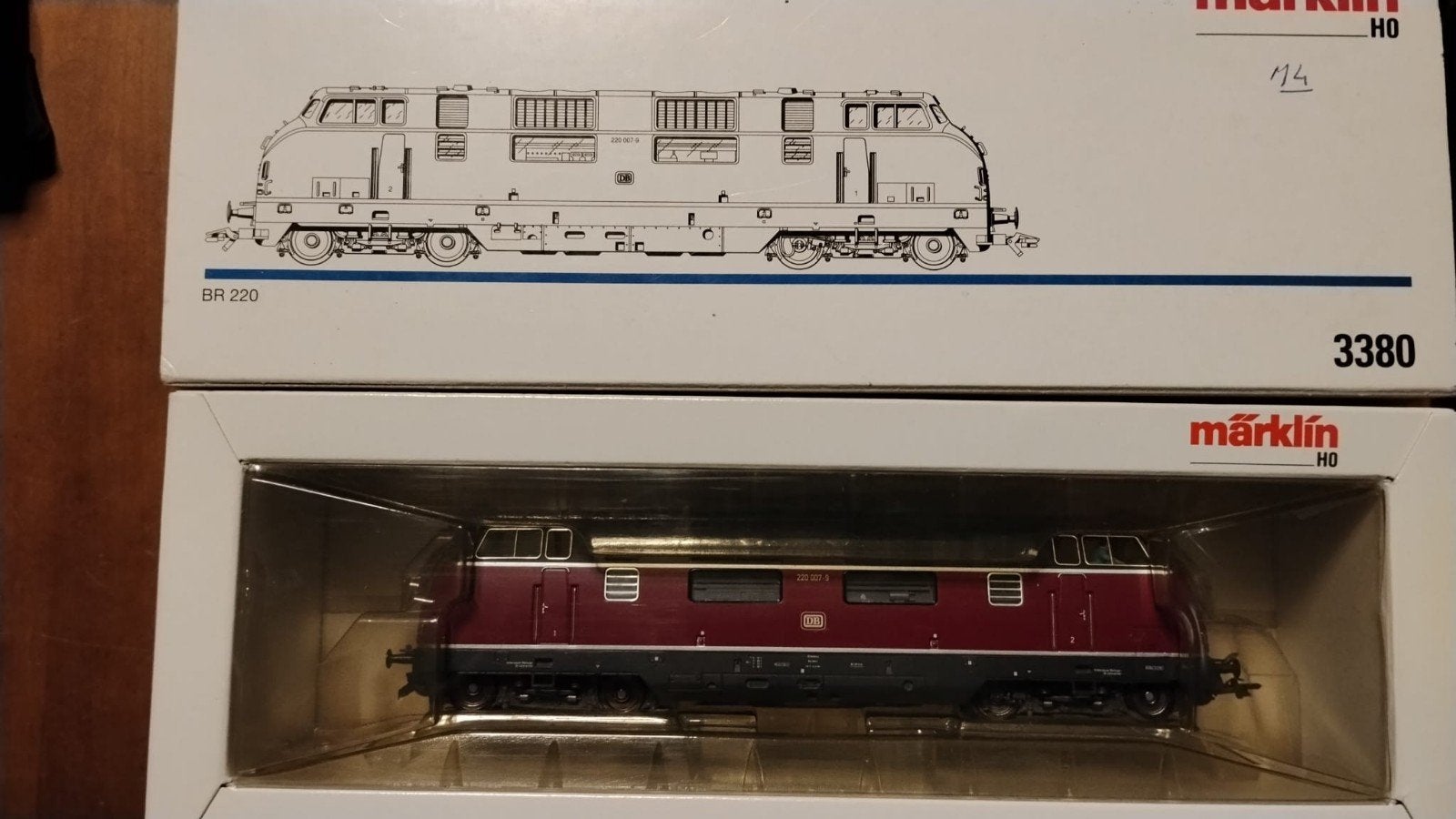 Märklin digitale H0 BR 220 Locomotief - Zo goed als nieuw, Wisselstroom, Locomotief, Ophalen of Verzenden, Zo goed als nieuw