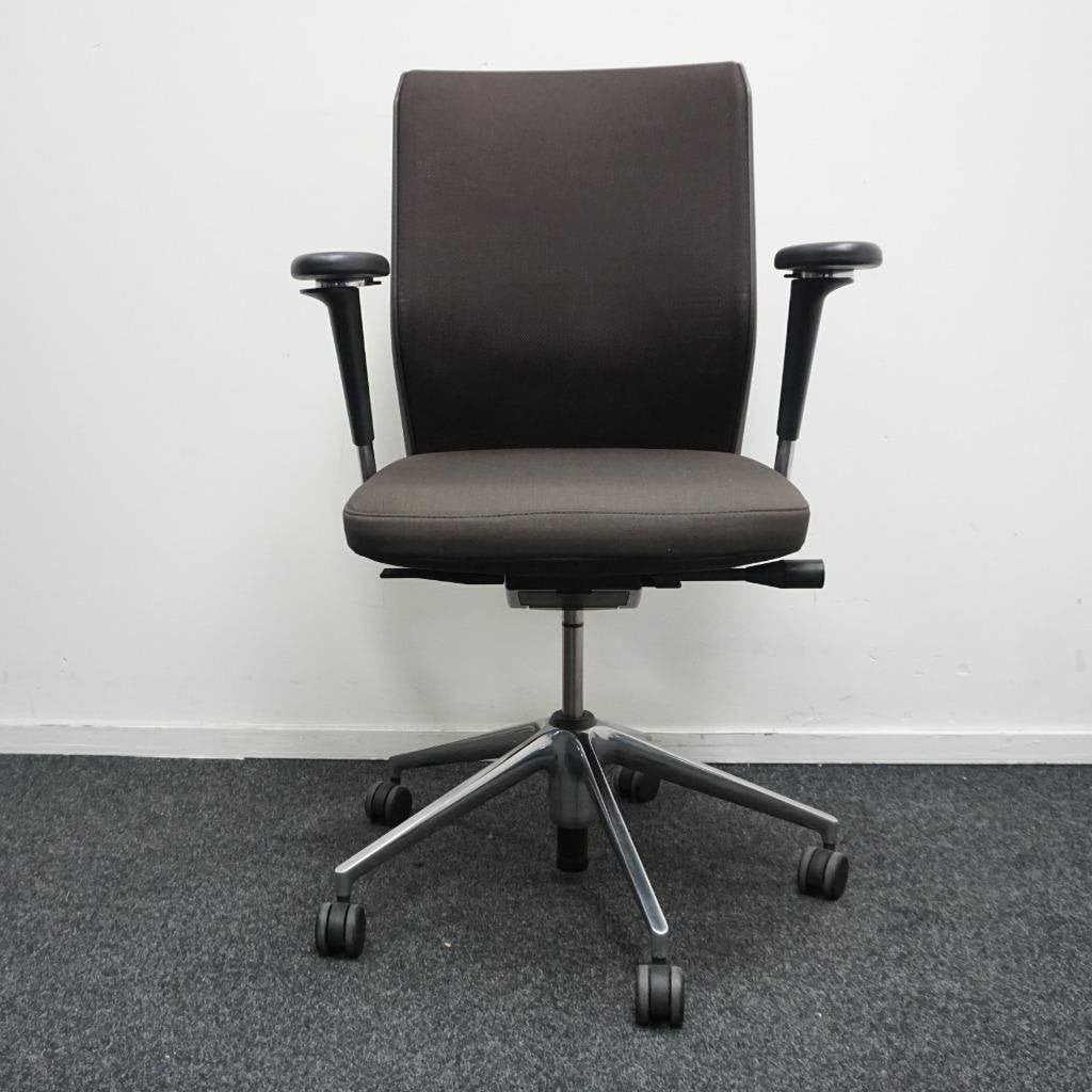Vitra ID Mesh bureaustoelen | Bruin | Design Burostoelen, Huis en Inrichting, Bureaustoelen, Gebruikt, -, Ophalen of Verzenden