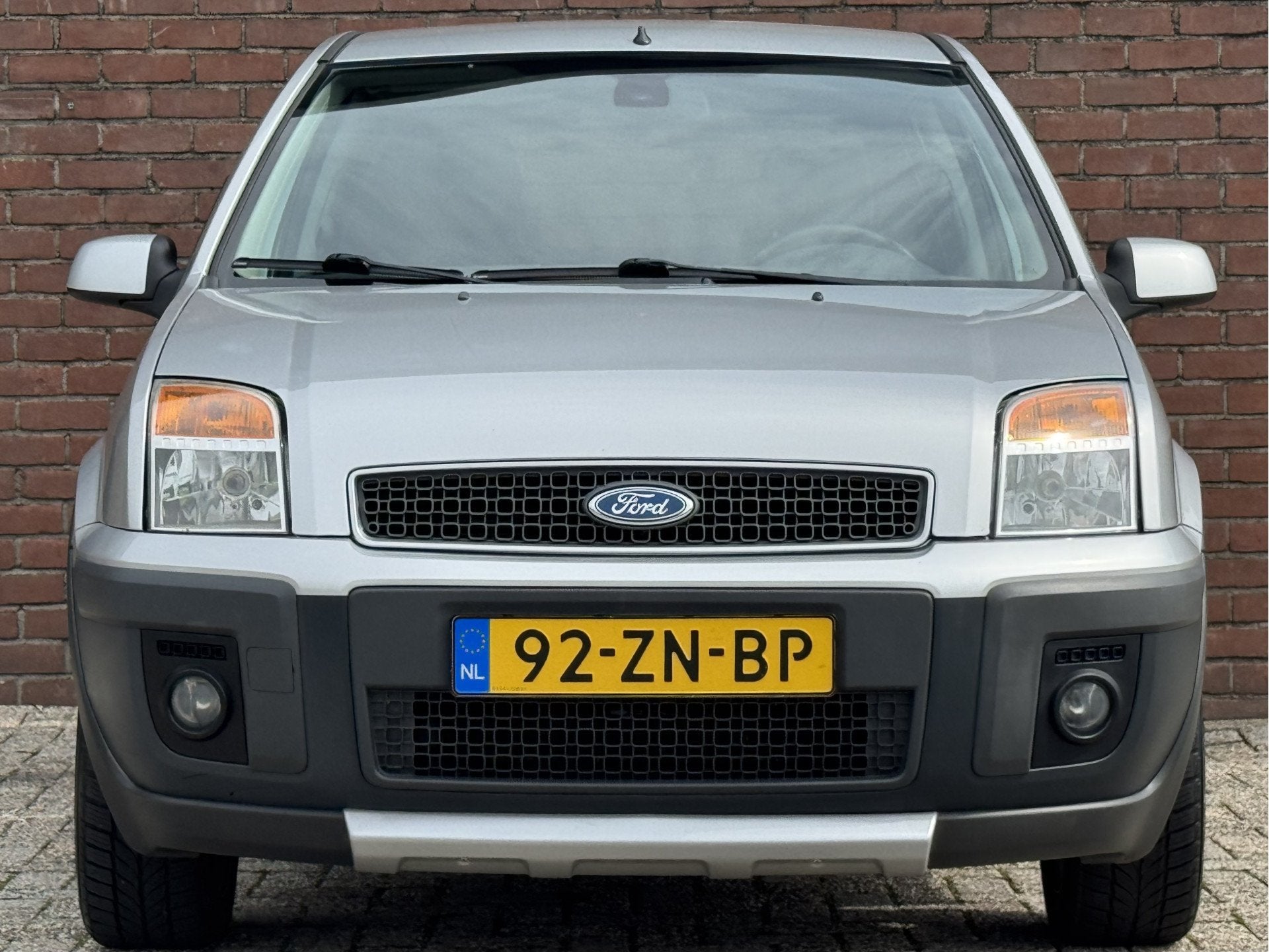 Ford Fusion 1.6-16V CROSSROAD | NL-AUTO! | DEALER OH!, Auto's, Voorwielaandrijving, Gebruikt, Zwart, 49 €/maand