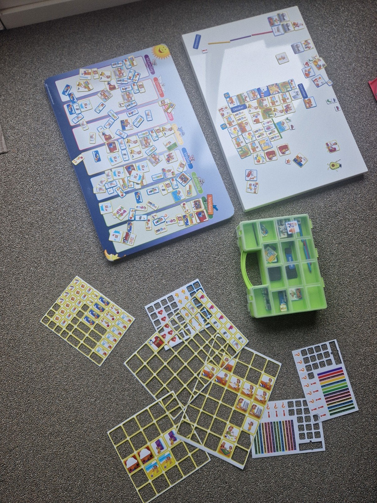 Kinderplanbord Weekplanner magneet Overcompleet, Ophalen, Zo goed als nieuw