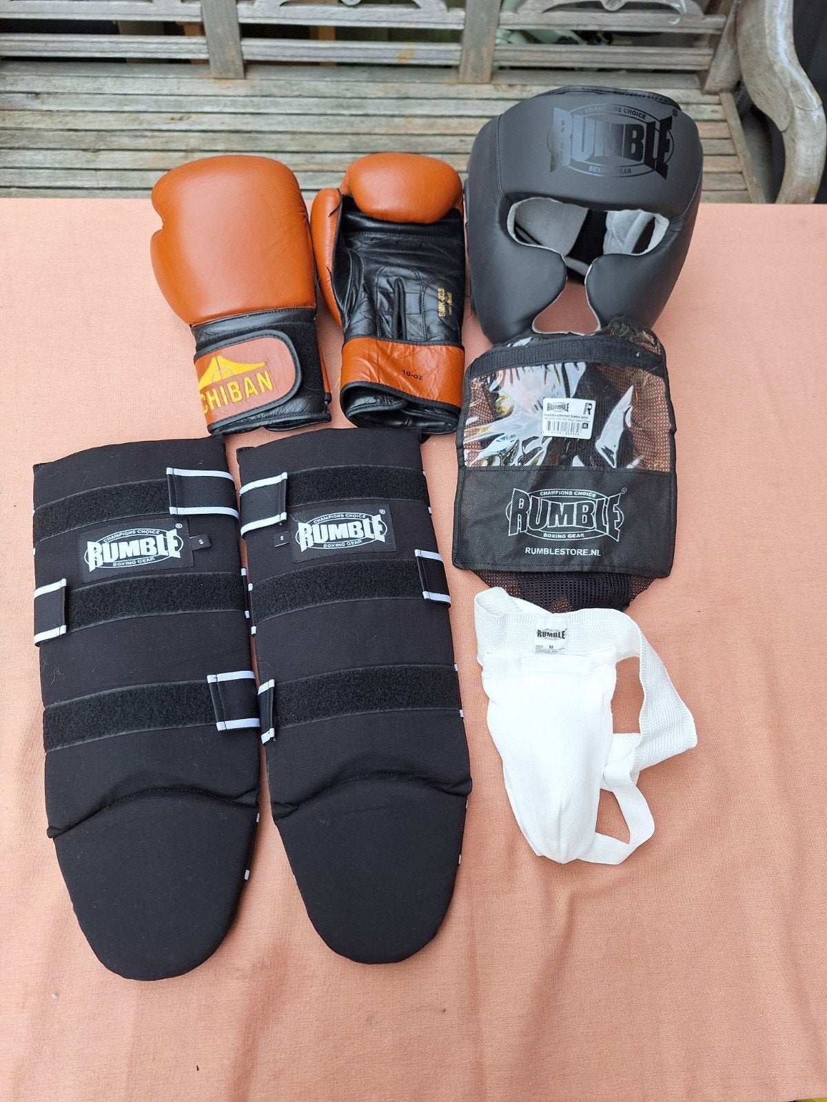 Complete kickboksset voor jeugd - ZGAN, Sport en Fitness, Vechtsporten en Zelfverdediging, Ophalen of Verzenden, Zo goed als nieuw