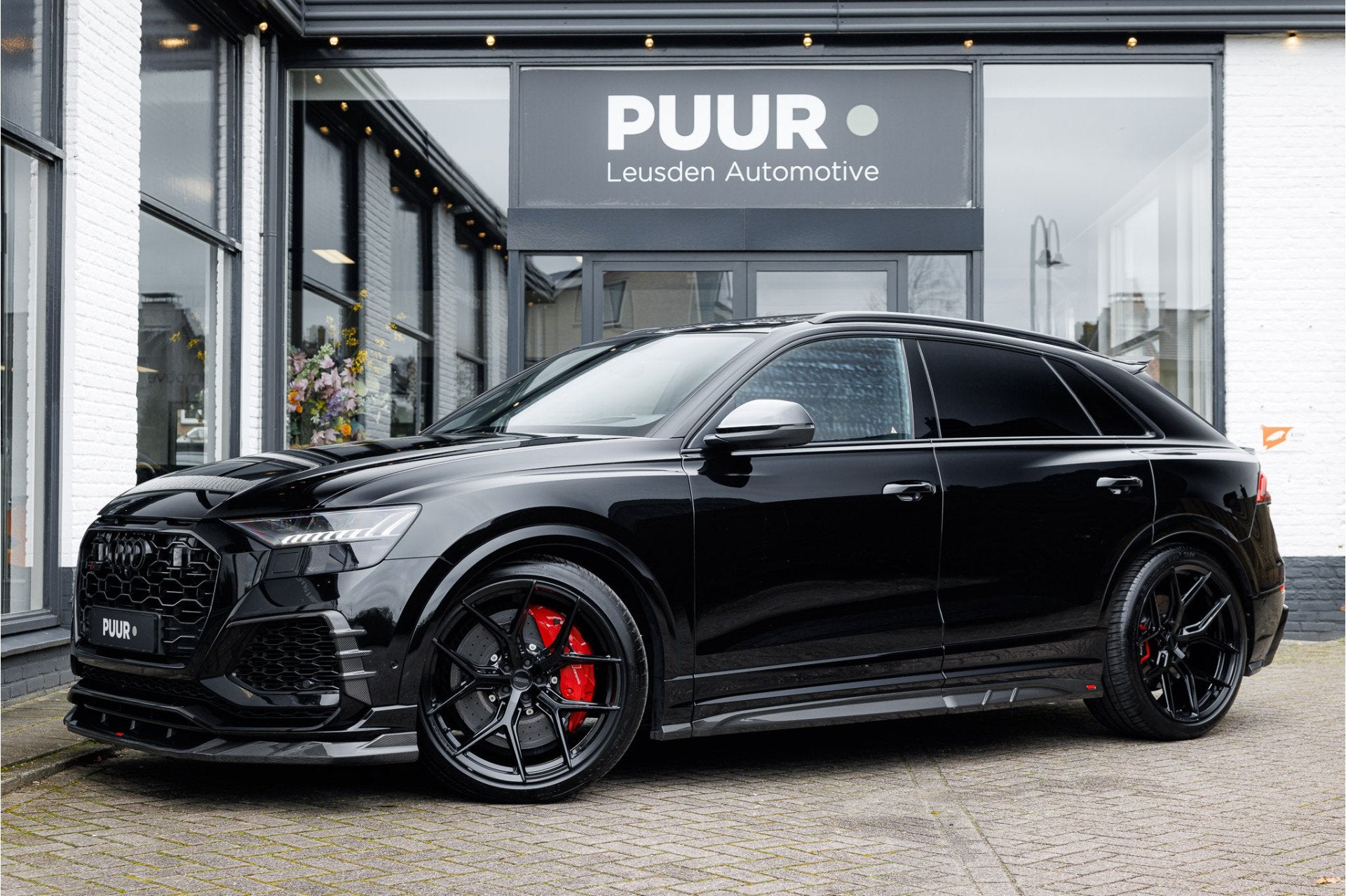 Audi RSQ8 4.0 TFSI Quattro URBAN / VOSSEN Keramisch - Pano -, Auto's, Gebruikt, 600 pk, Zwart, Leder
