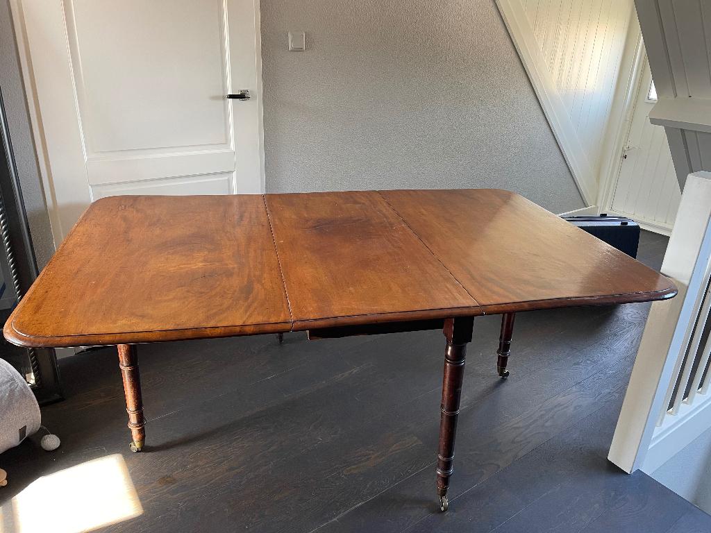 Eettafel mahoniehout, Huis en Inrichting, Tafels | Eettafels, Ophalen, Gebruikt, 100 tot 150 cm, Klassiek