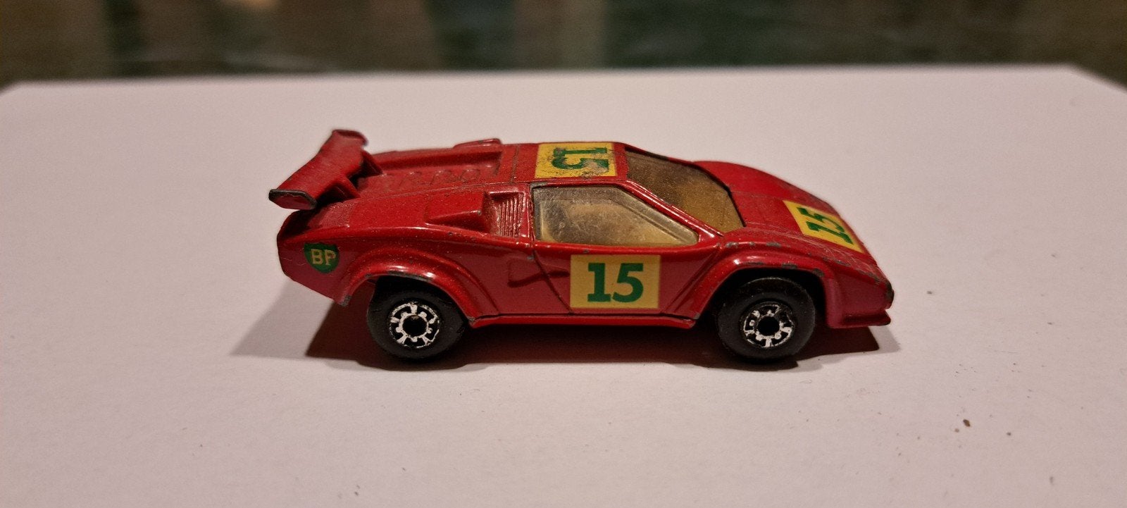 lamborghini countach 1985 1:64 matchbox, Ophalen of Verzenden, Auto