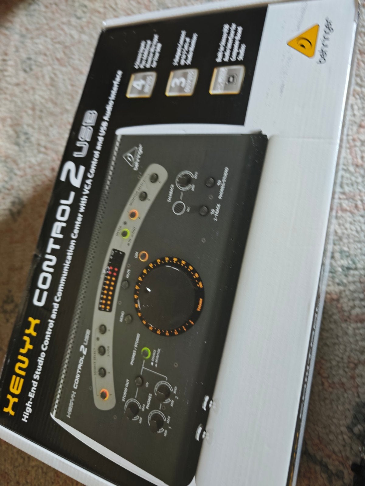 Behringer interface/ monitoren controller, Muziek en Instrumenten, Ophalen of Verzenden, Zo goed als nieuw, Minder dan 5 kanalen