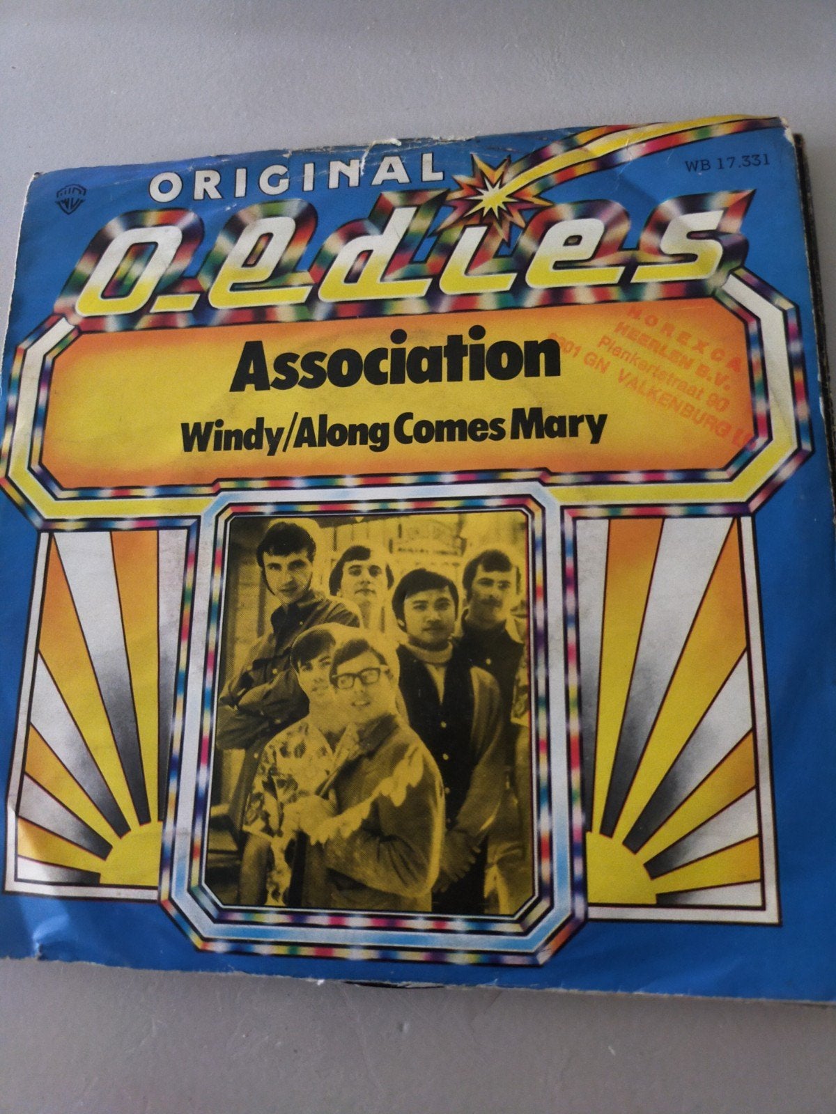 Association , Windy / along comes mary, Ophalen of Verzenden, Zo goed als nieuw, Pop