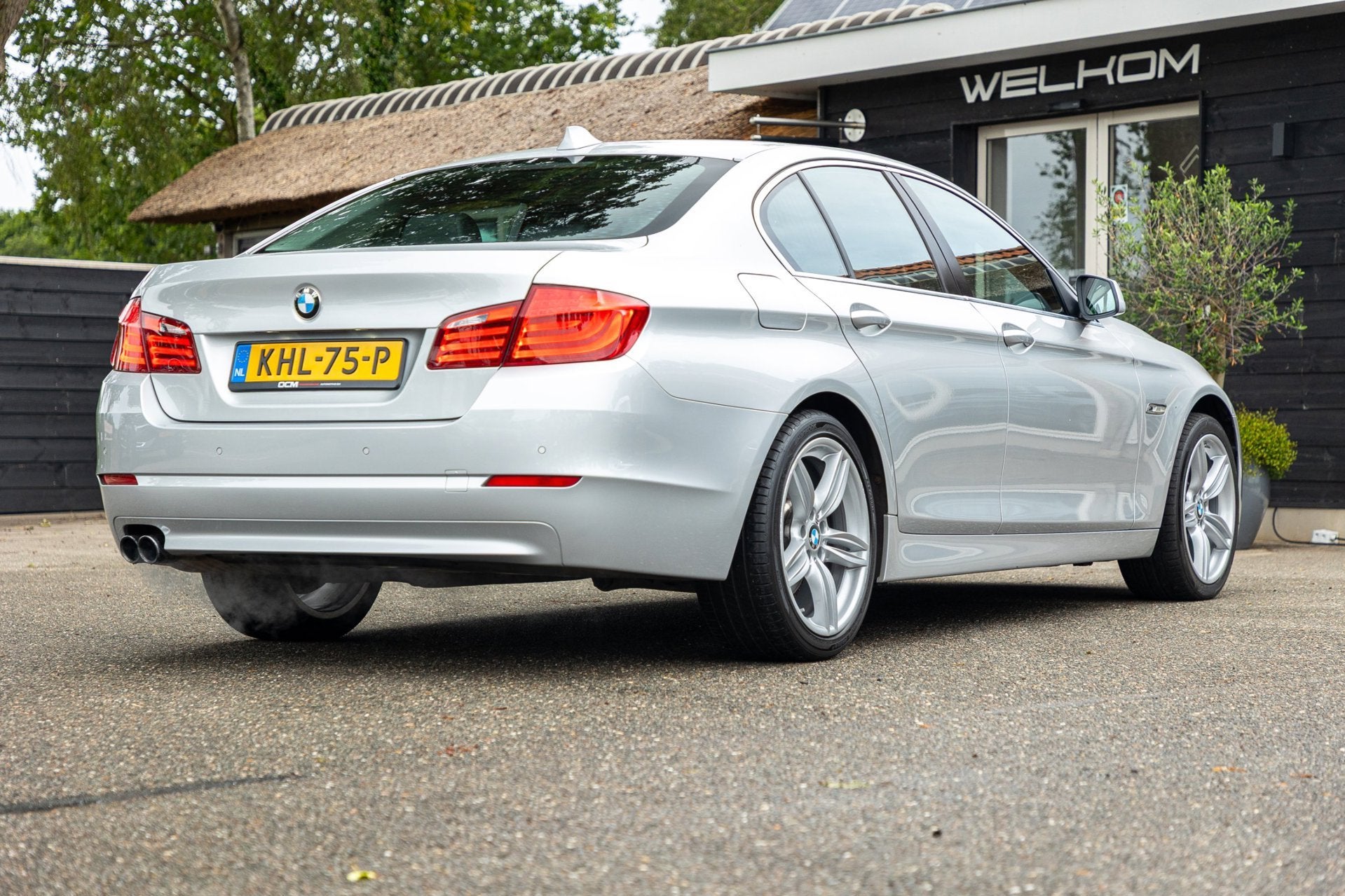 BMW 5-serie 528i M Sport I Comfortstoelen I Memory I Climate, Auto's, Achterwielaandrijving, Gebruikt, Zwart, 2000 kg