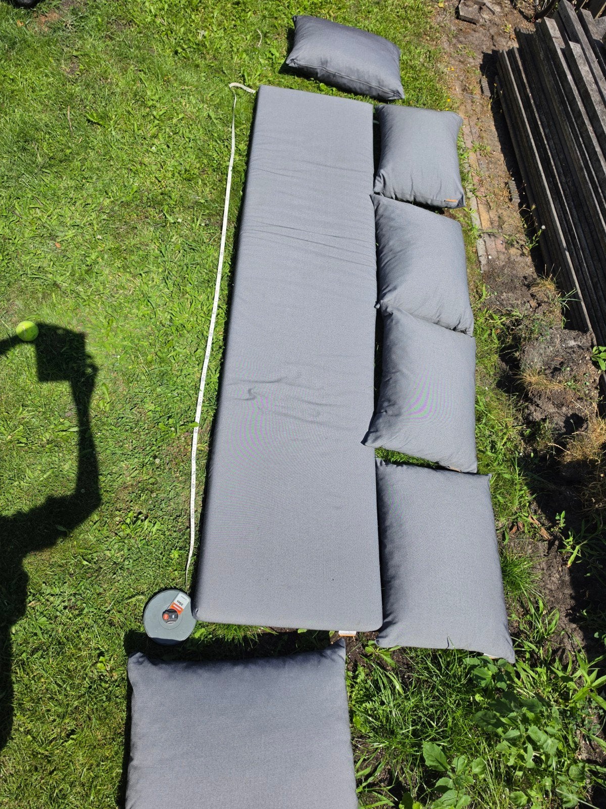 Grijze tuinkussens set (240x55 cm), Tuin en Terras, Tuinmeubel-accessoires, Ophalen, Gebruikt