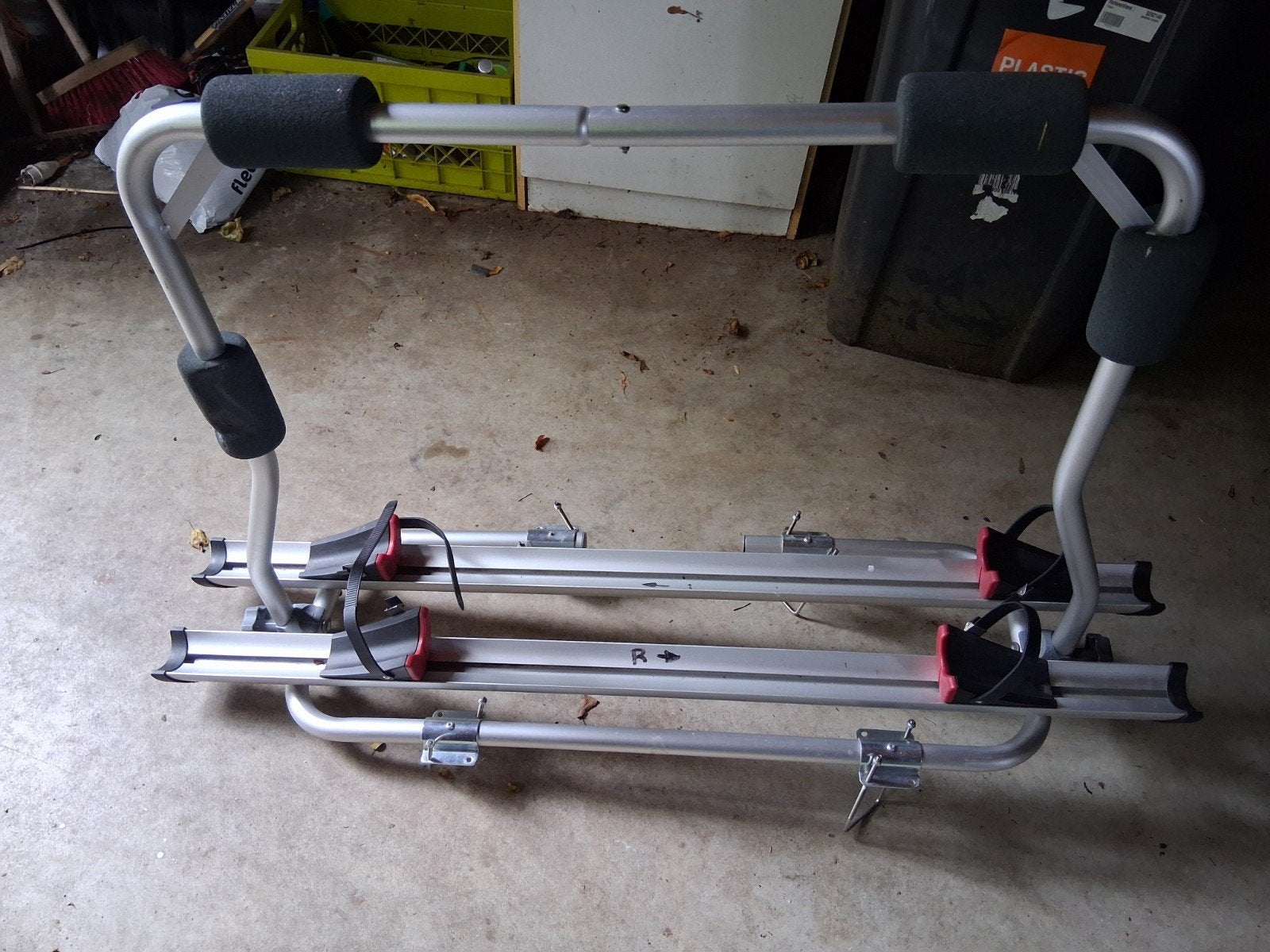 Gebruikte fietsendrager voor 2 fietsen op dissel, Ophalen, Gebruikt