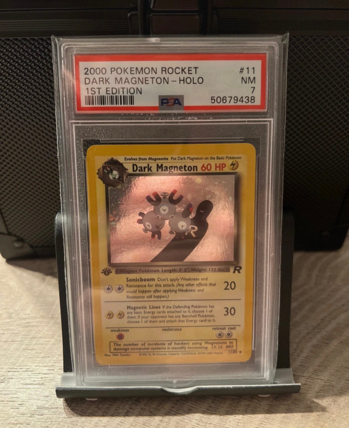 2000 pokemon Dark Magneton holo 1st edition psa 7, Ophalen of Verzenden, Zo goed als nieuw