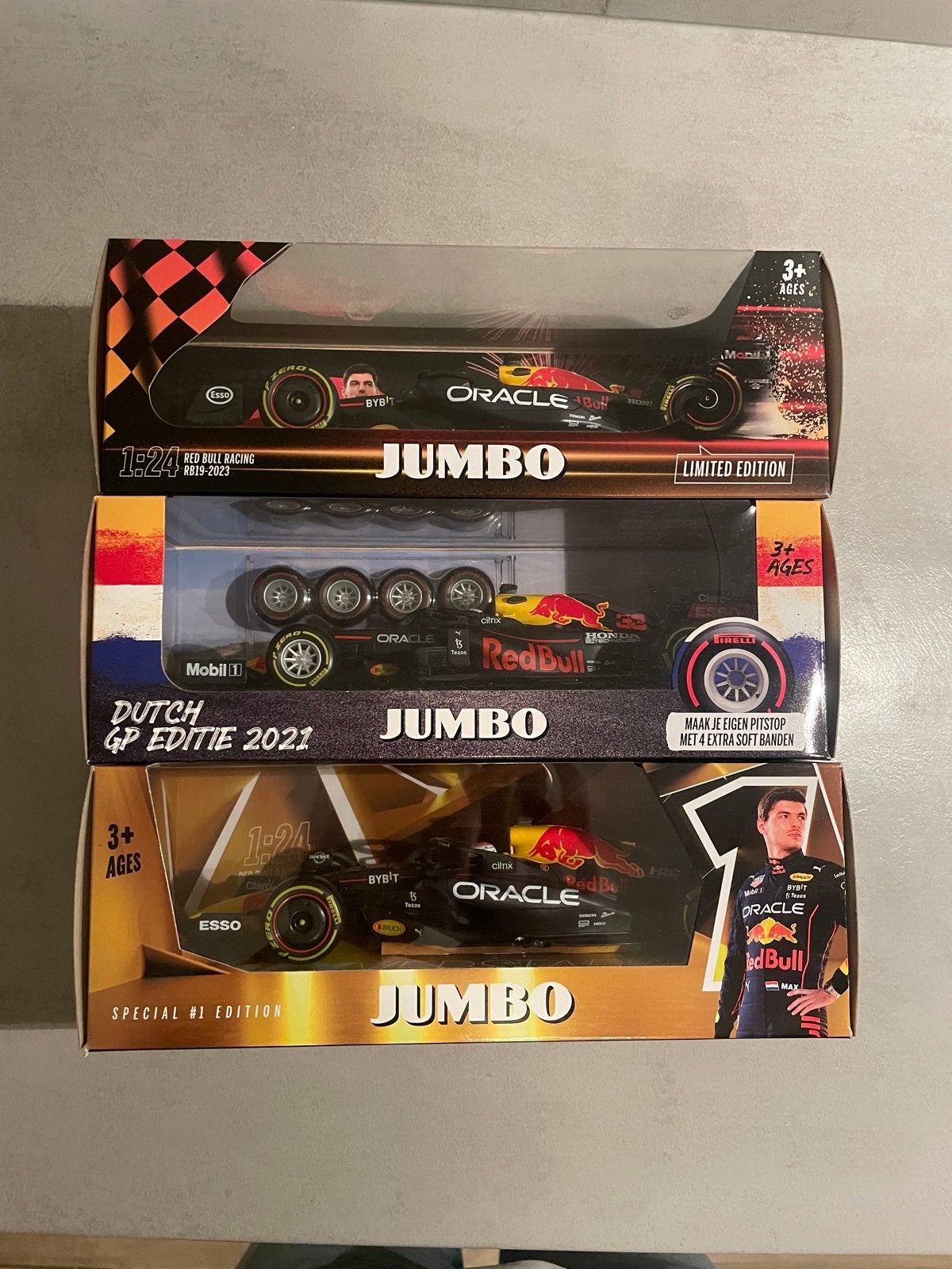 3x Max Verstappen Red Bull Racing F1 modelauto 1:24, Hobby en Vrije tijd, Ophalen, Nieuw, Auto, Overige merken