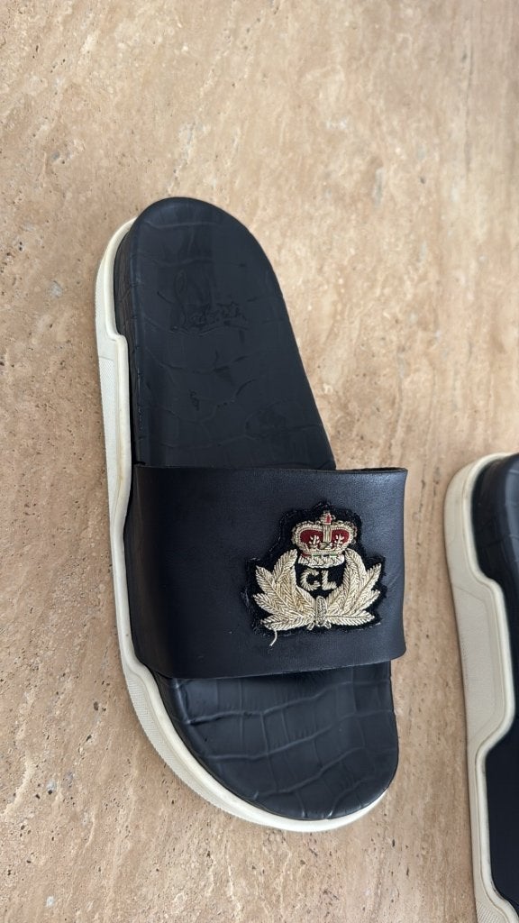Slippers Louboutin heren maat 43/44, Slippers, Christian Louboutin, Zwart, Ophalen of Verzenden