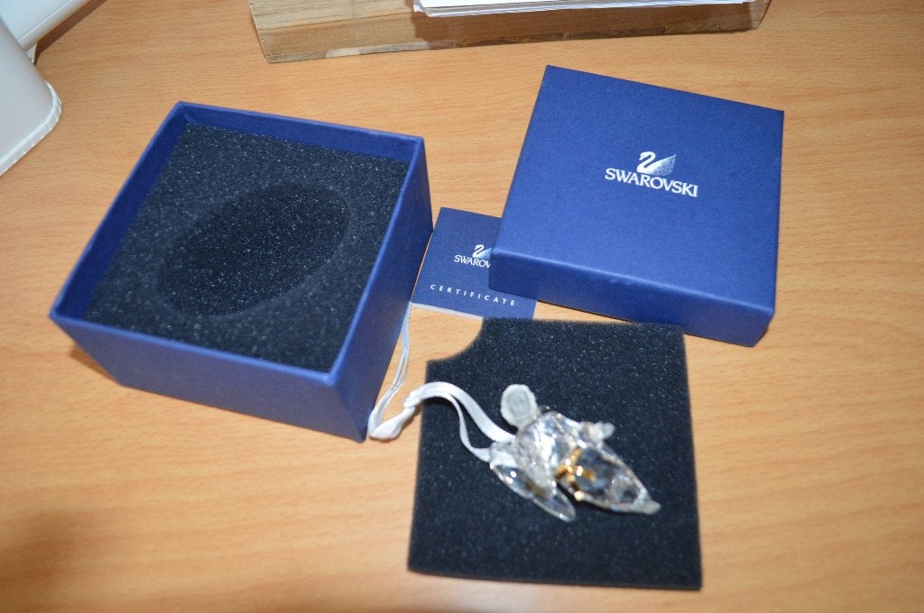 Swarovski Jaaruitgave 2006 Engel 863449 in originele doos, Verzamelen, Ophalen of Verzenden, Nieuw, Figuurtje