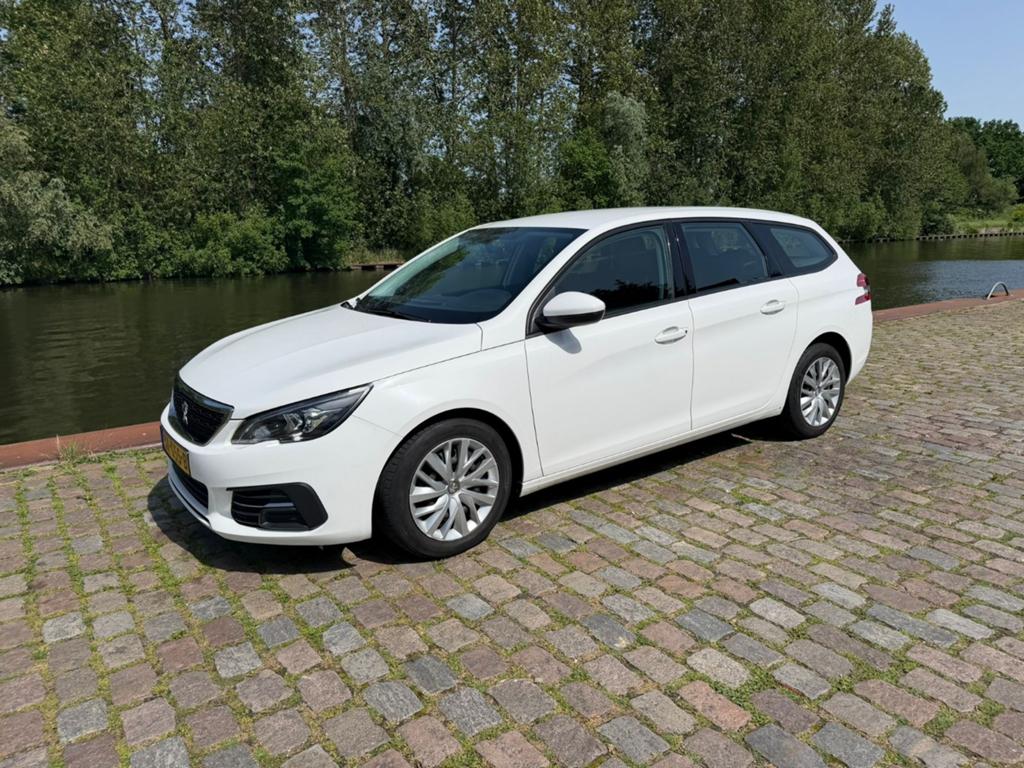 Peugeot 308 1.6 E-hdi 88 KW SW 2018, NW APK, Carplay, Airco, Voorwielaandrijving, 4 cilinders, Wit, Origineel Nederlands
