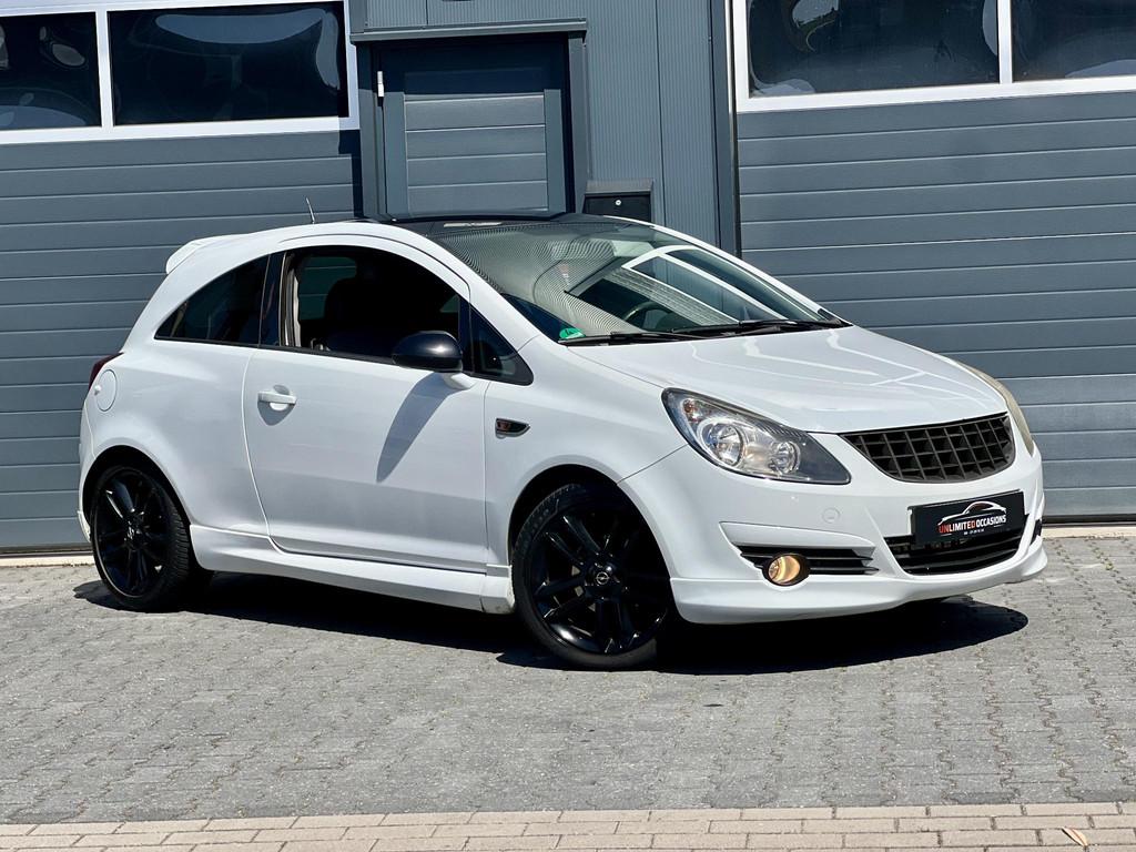Opel Corsa 1.4-16V Cosmo *OPC-LINE*CRUISE*LEER, Voorwielaandrijving, Stof, Gebruikt, 4 cilinders