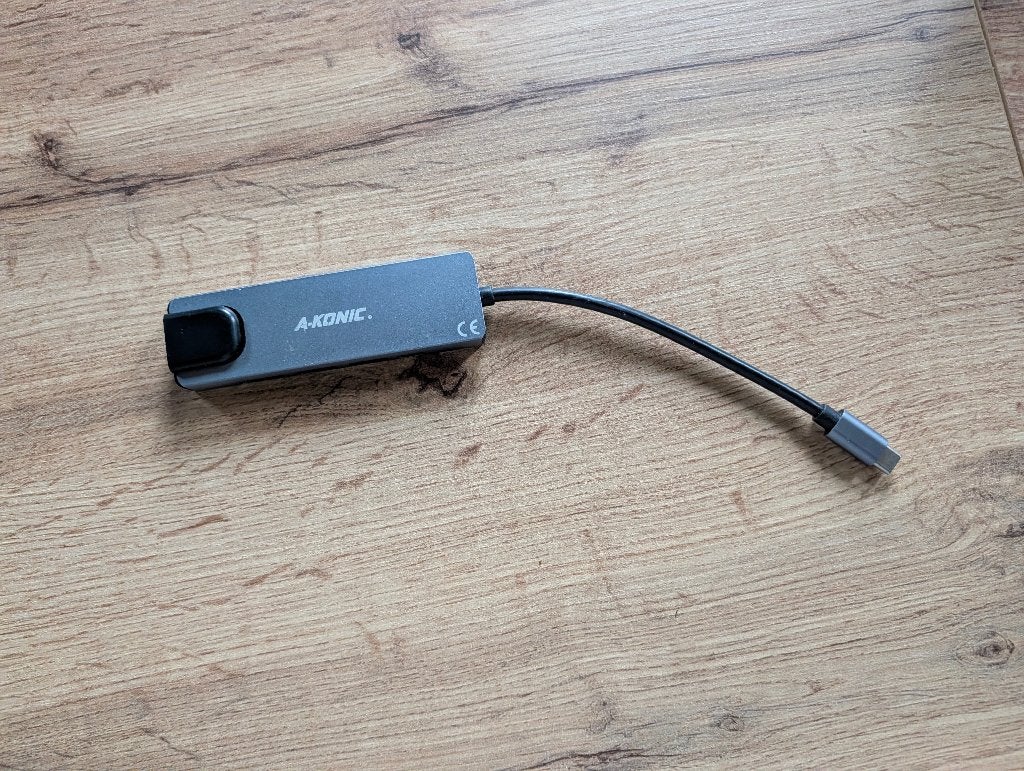 Te koop: AKONIC USB C Hub hub / HDMI, Computers en Software, Dockingstations, Ophalen of Verzenden, Gebruikt, USB-hub, Laptop