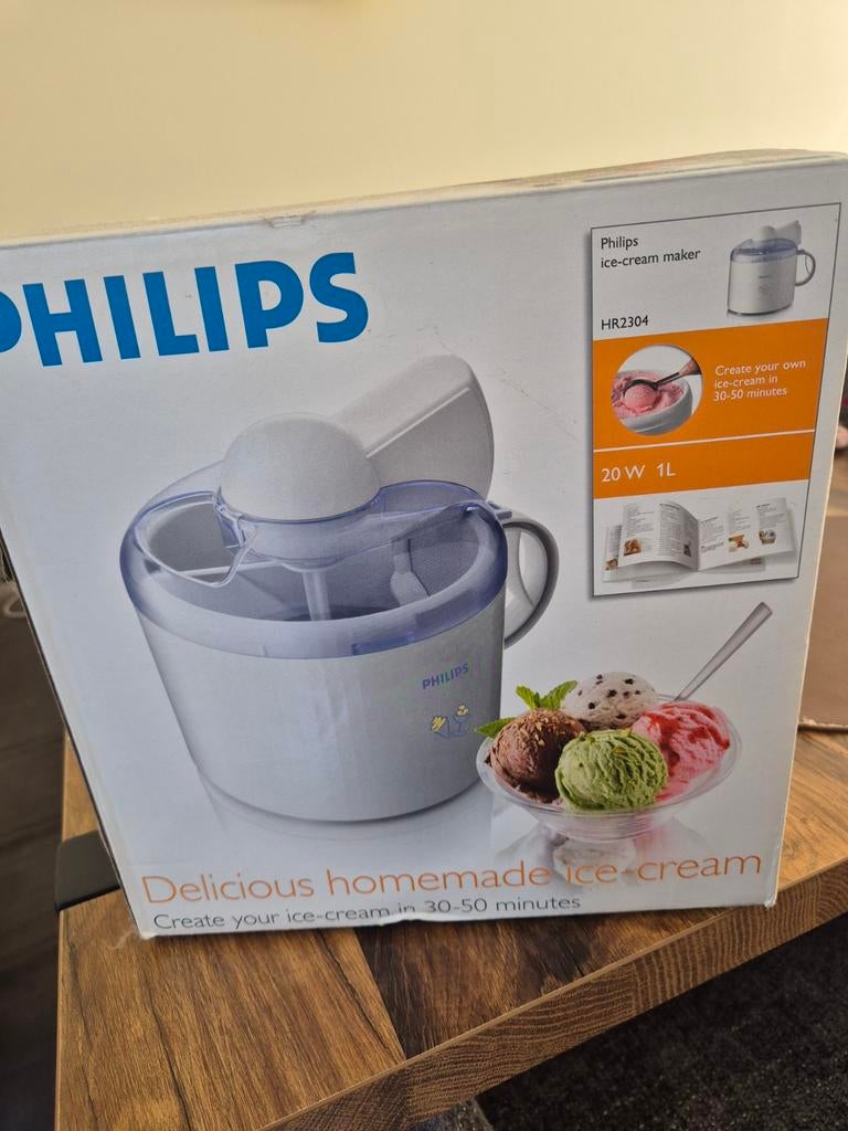 Nieuwe Philips IJsmachine HR2304 - Maak zelf heerlijk ijs!, Ophalen, Nieuw, Koelelement