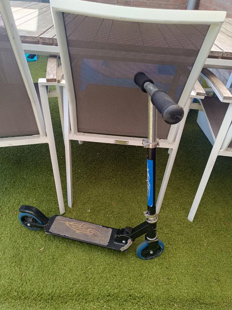 Xx treme step 125mm wielen hoogte verstelbaar, Gebruikt, Ophalen of Verzenden