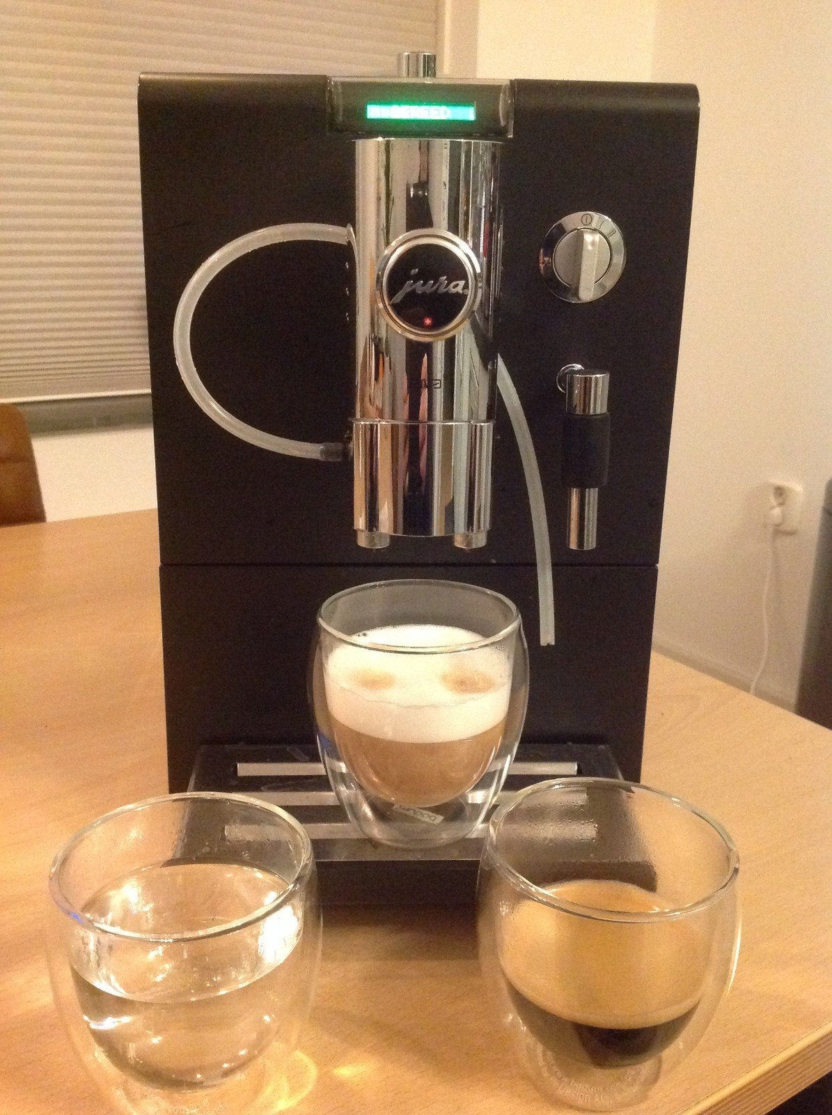 Reparatie of Onderhoud nodig voor Jura of DeLonghi?, 10 kopjes of meer, Koffiemachine, Ophalen of Verzenden, Zo goed als nieuw