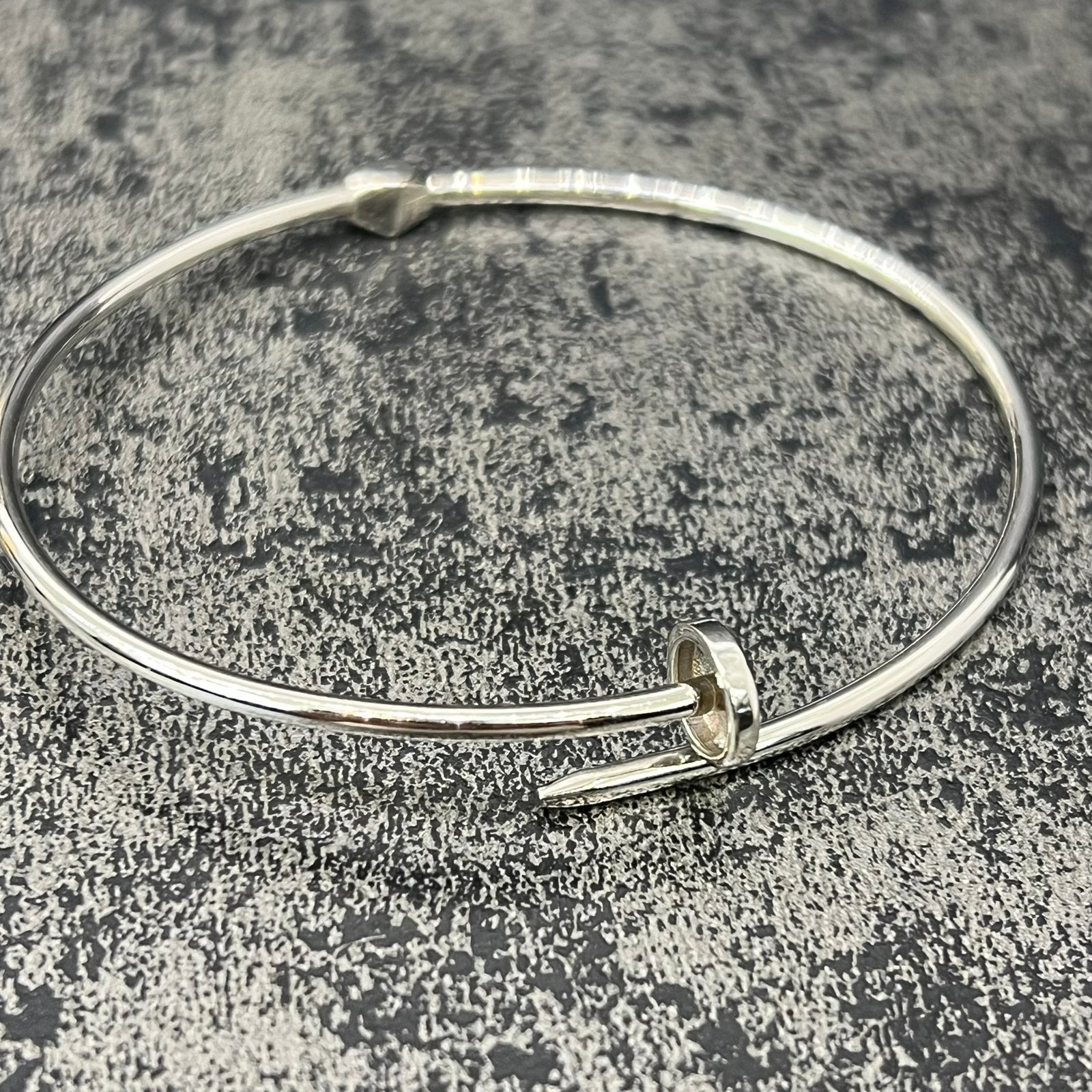 14 karaat witgouden armband spijker model, Sieraden, Tassen en Uiterlijk, Armbanden, Ophalen of Verzenden, Nieuw, Goud