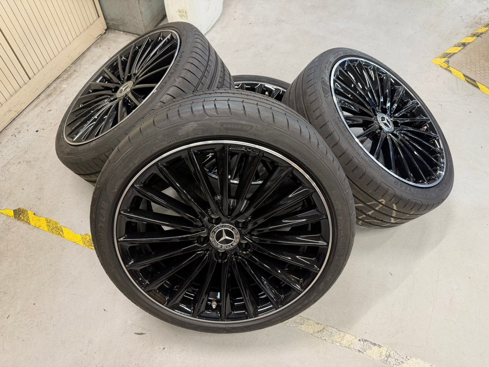 Mercedes AMG 19 inch Breedset W206 C klasse Orginele velgen, Banden en Velgen, Personenwagen, Ophalen, 19 inch