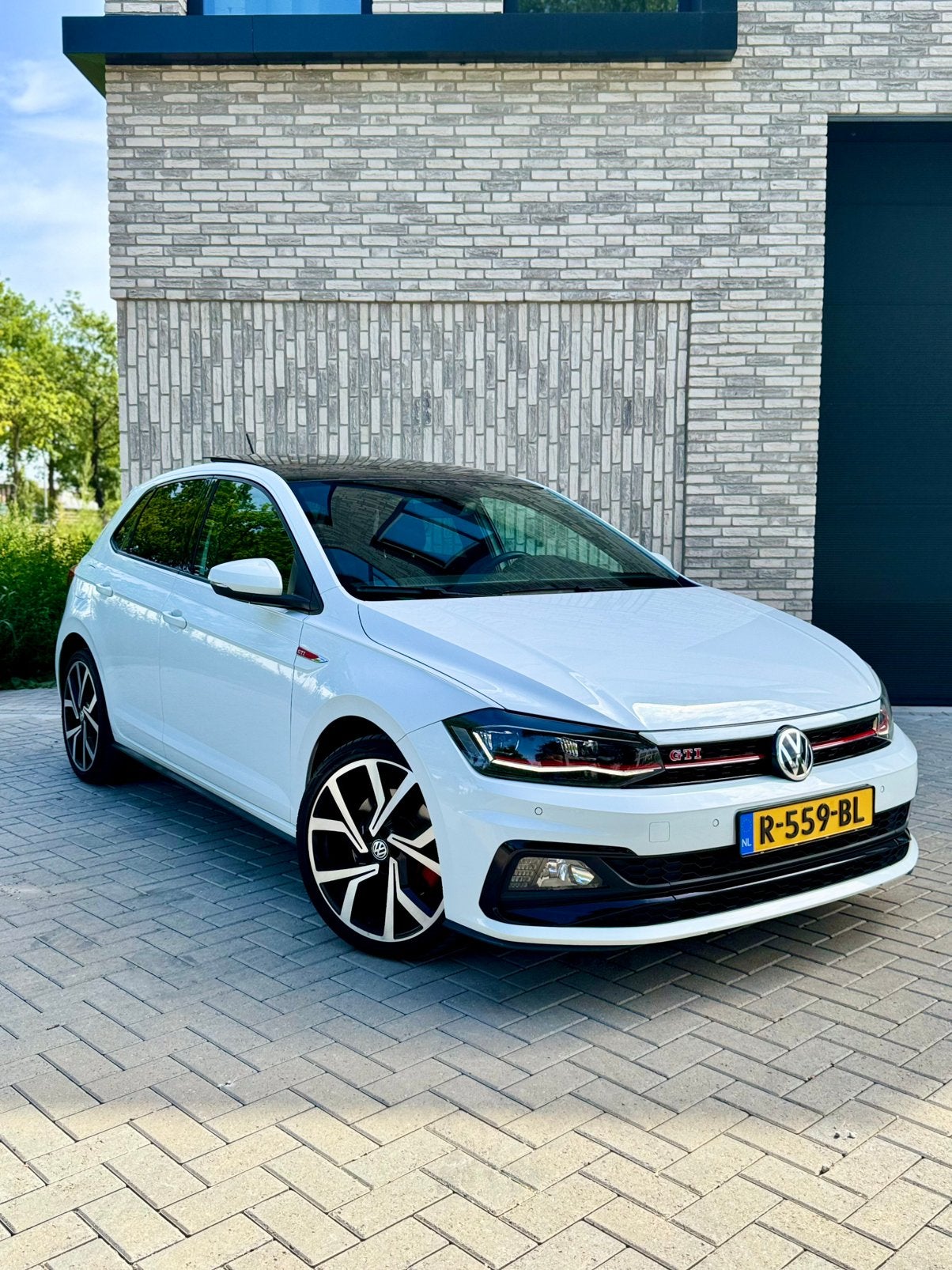 Volkswagen Polo 2.0 TSI 200pk 6-DSG 2018 Wit Pano, Stof, 4 cilinders, 1984 cc, Wit