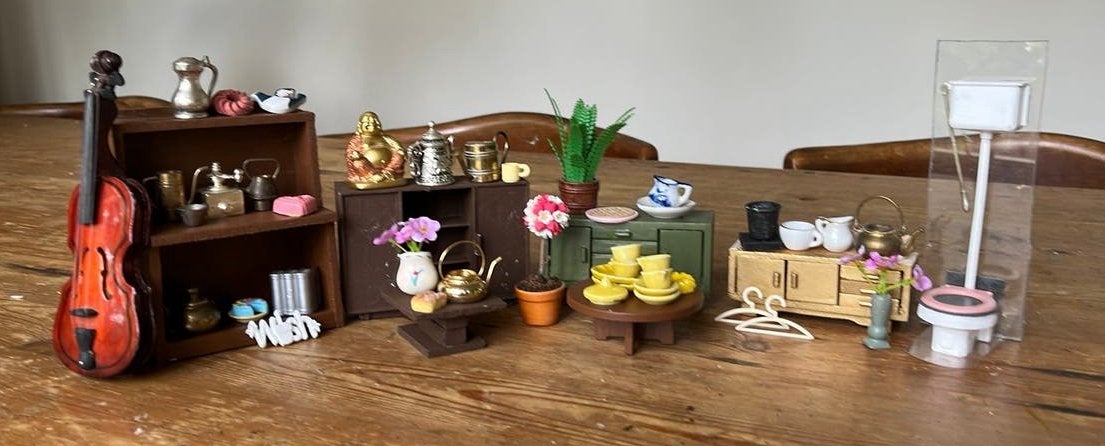 Allerlei accessoires en meubeltjes voor poppenhuis, Ophalen of Verzenden, Zo goed als nieuw, Poppenhuis