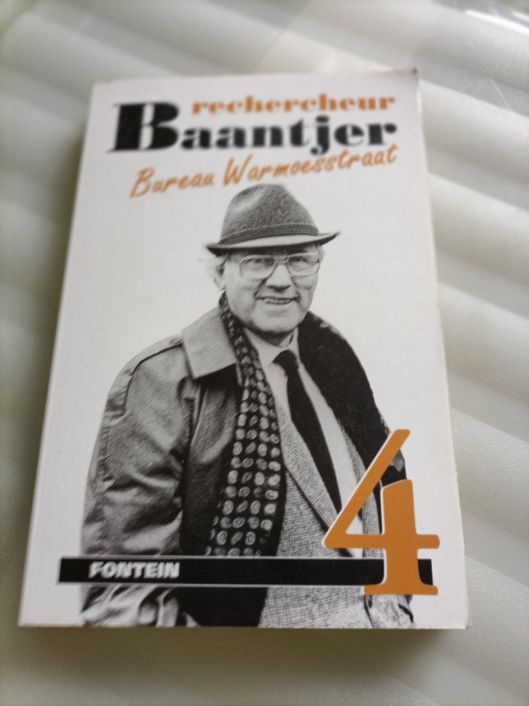 Baantjer bureau warmoesstraat 4, Ophalen of Verzenden, Zo goed als nieuw