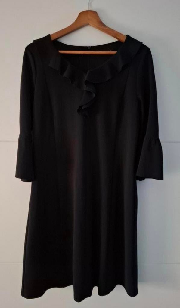 Little black dress met volants Witteveen maat 40, Maat 38/40 (M), Zwart, Ophalen of Verzenden, Zo goed als nieuw