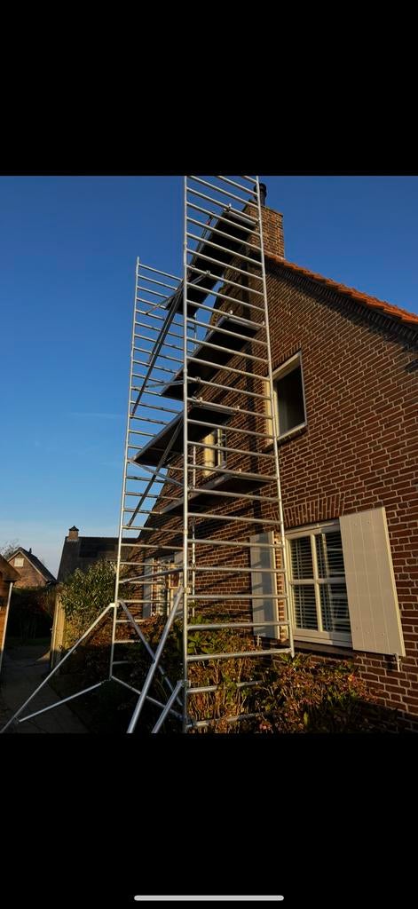 Rolsteiger te huur10,2 mtr met evt. uitwijkconsole, Doe-het-zelf en Verbouw, Steigers, Ophalen, Zo goed als nieuw, Rolsteiger of Kamersteiger