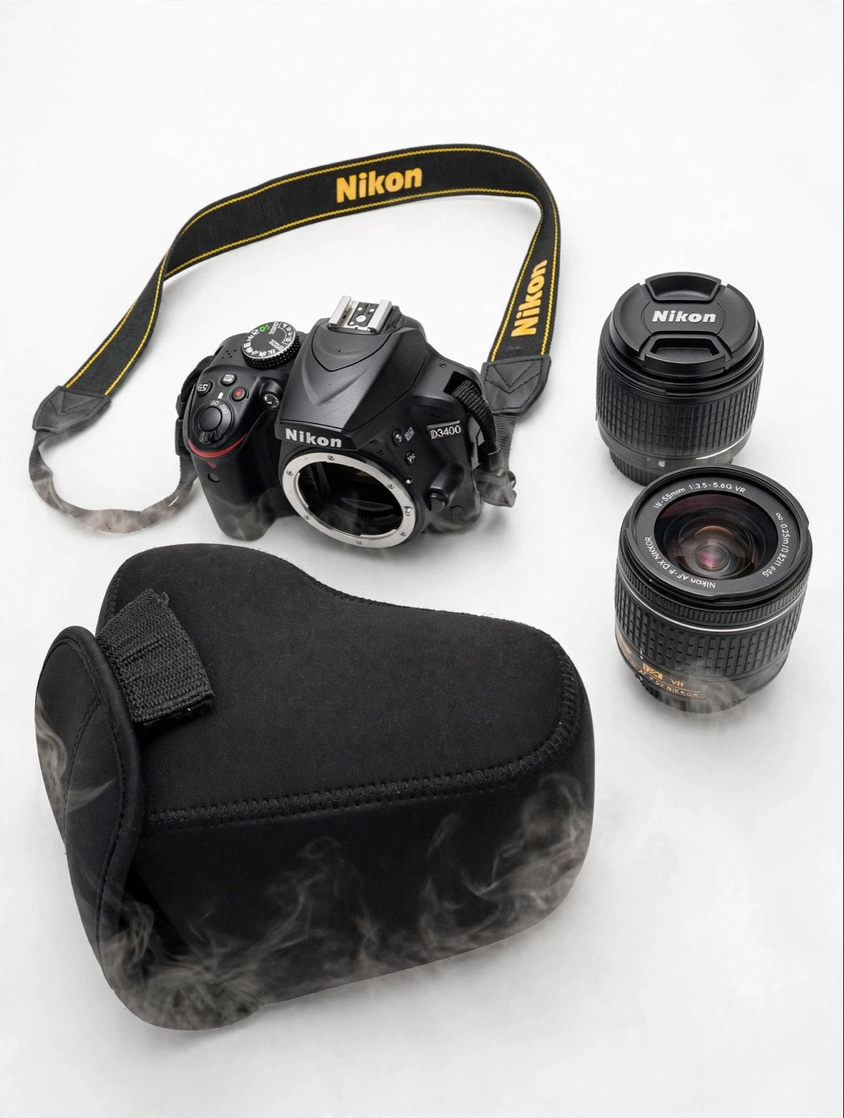 Nikon D3400 DSLR Camera met 18-55mm en 50mm lenzen, Spiegelreflex, Beeldstabilisatie, Ophalen of Verzenden, Zo goed als nieuw