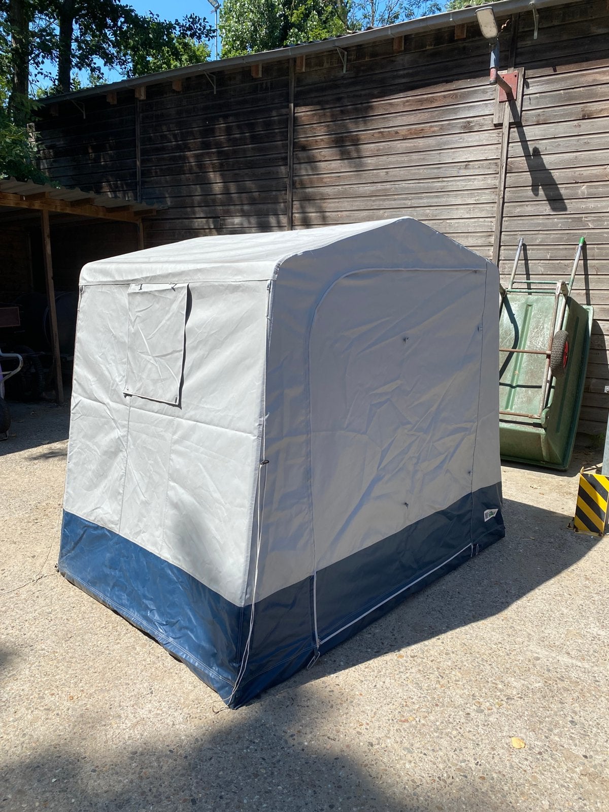 Schuurtent merk goldcamp, Ophalen, Gebruikt