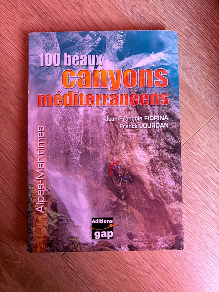 100 Canyons Méditerranéens - Alpes-Maritimes, Ophalen of Verzenden, Zo goed als nieuw