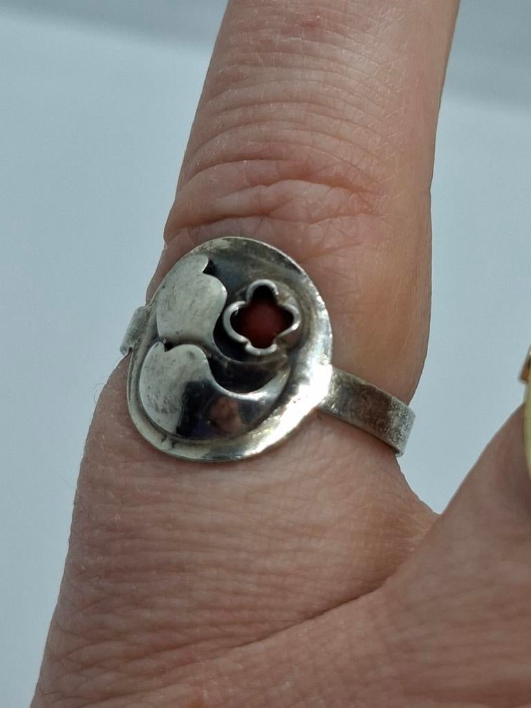 Zilveren Vintage Ring met Echte Bloedkoraal - Maat 51, Ophalen of Verzenden, Kleiner dan 17, Met edelsteen, Dame
