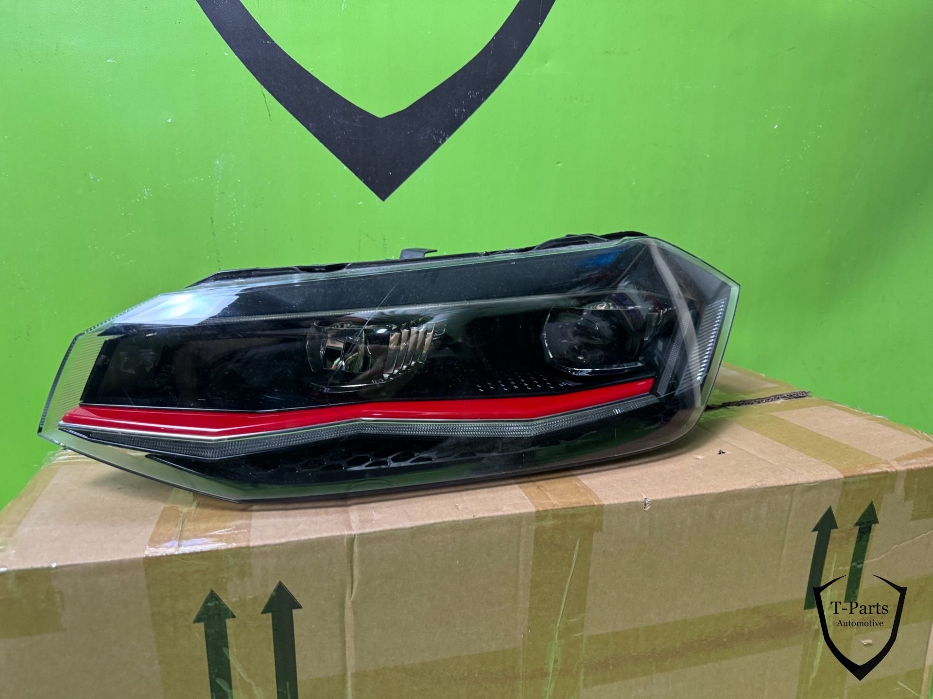 volkswagen polo links 2g GTI koplamp lamp 2g1941035k, Gebruikt, Volkswagen, Volkswagen AG, Berliner Ring 2
38440  Wolfsburg, DE