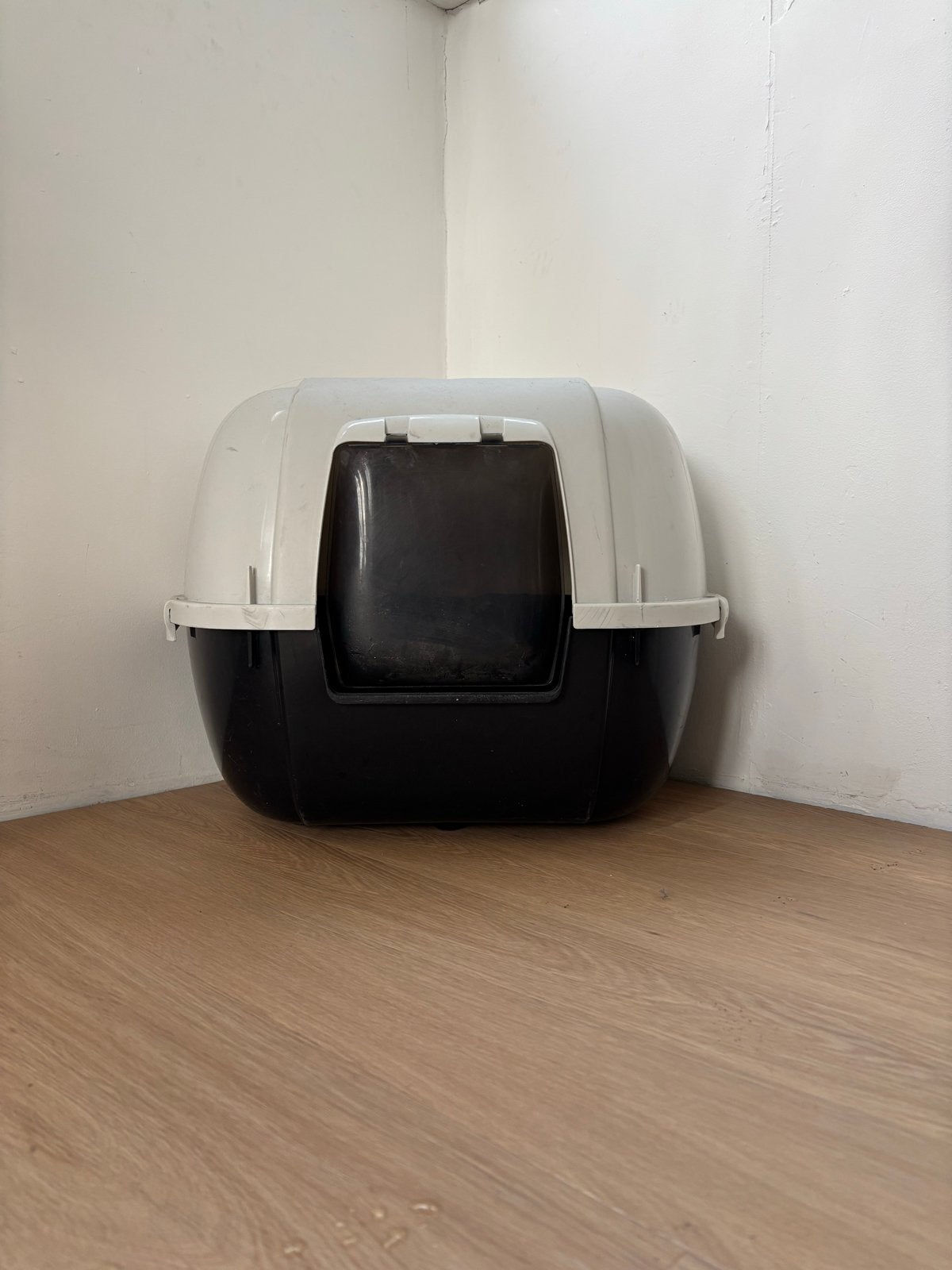 Kattenbak Kattentoilet voor in de hoek, Dieren en Toebehoren, Ophalen