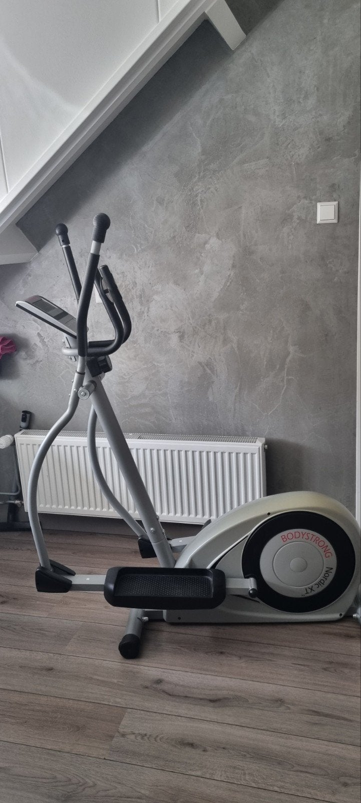 Gratis BodyStrong Nordic XT Crosstrainer - Zo goed als nieuw, Ophalen, Benen, Zo goed als nieuw, Crosstrainer