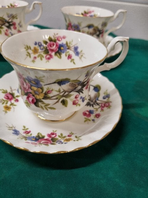kop en schotel woodland serie royal albert, Antiek en Kunst, Antiek | Servies los, Ophalen of Verzenden