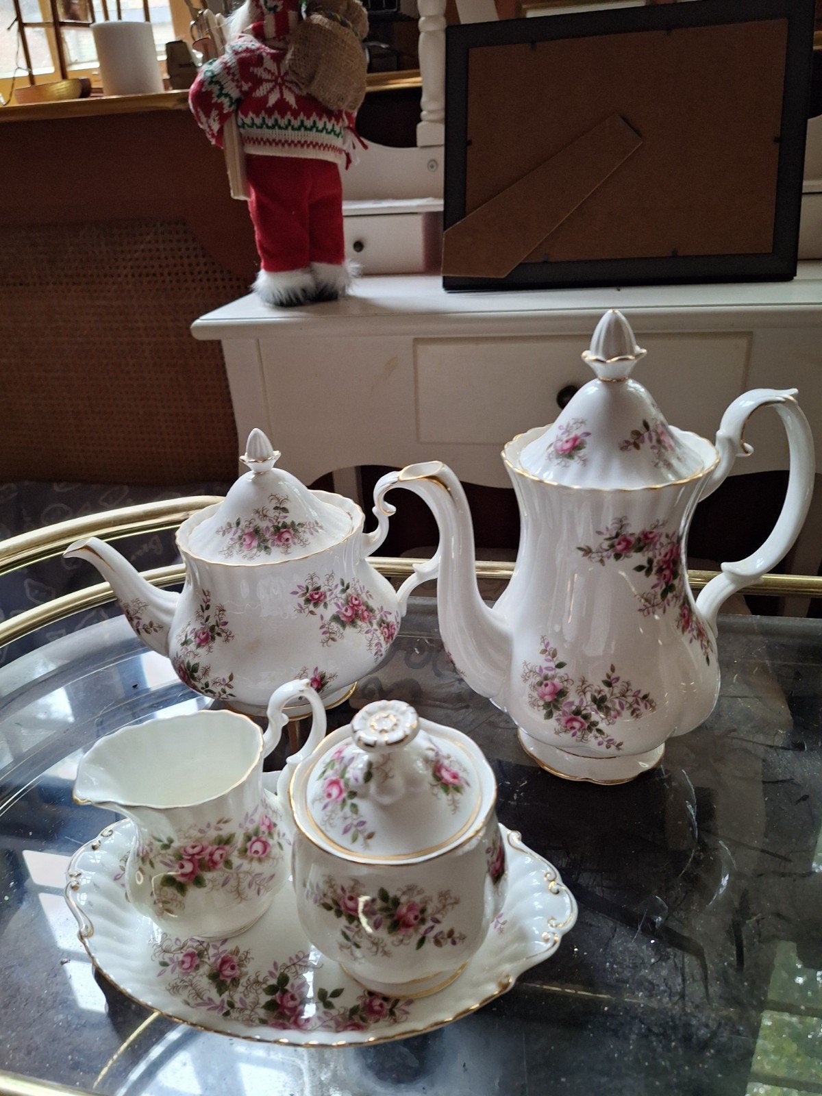 Royal Albert. Koffiekan Theepot Roomstel. Ophalen., Antiek en Kunst, Ophalen