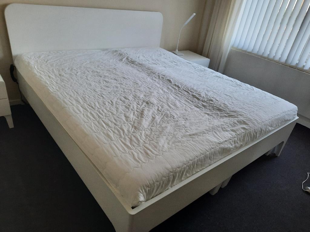 LITS JUMEAUX Ombouw CURVE, met HOOFDBORD, Huis en Inrichting, Slaapkamer | Bedden, Ophalen, Wit, Tweepersoons, 180 cm