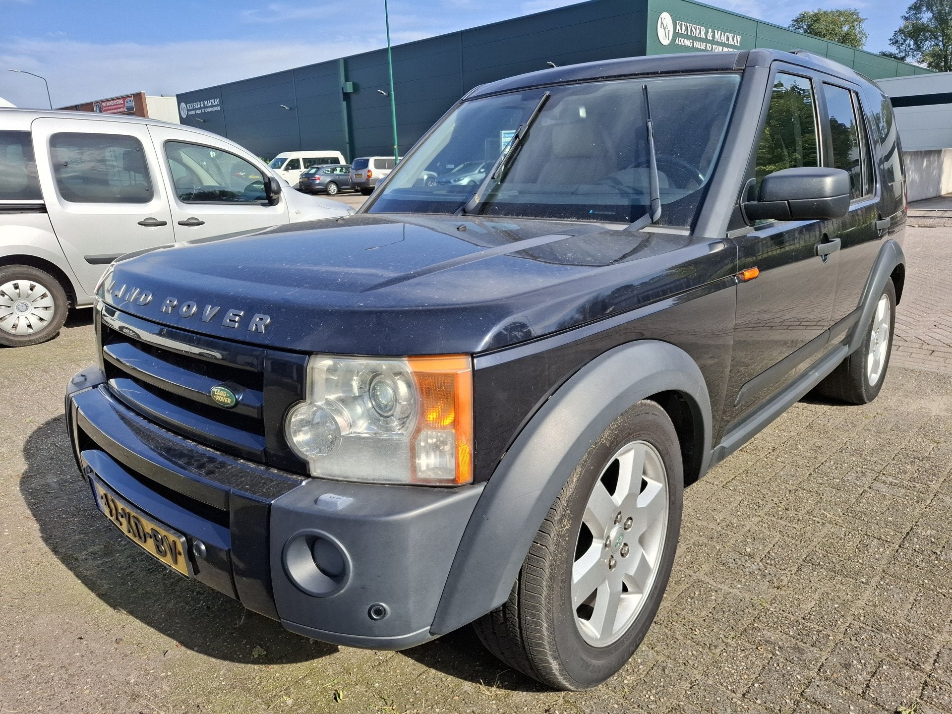 Land Rover Discovery 2.7 TdV6 HSE MOTOR KAPOT! ENGINE DEFECT, Auto's, Automaat, Xenon verlichting, 190 pk, Blauw
