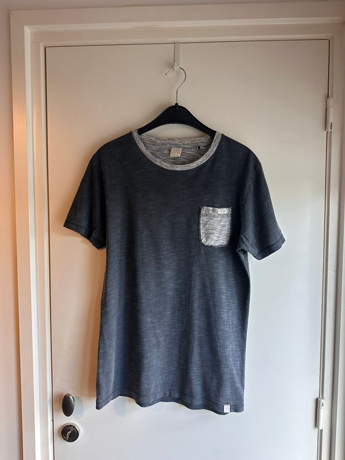 Silvercreek t-shirt met borstzak – maat M, Kleding | Heren, Ophalen of Verzenden, Zo goed als nieuw, Maat 46 (S) of kleiner, Blauw