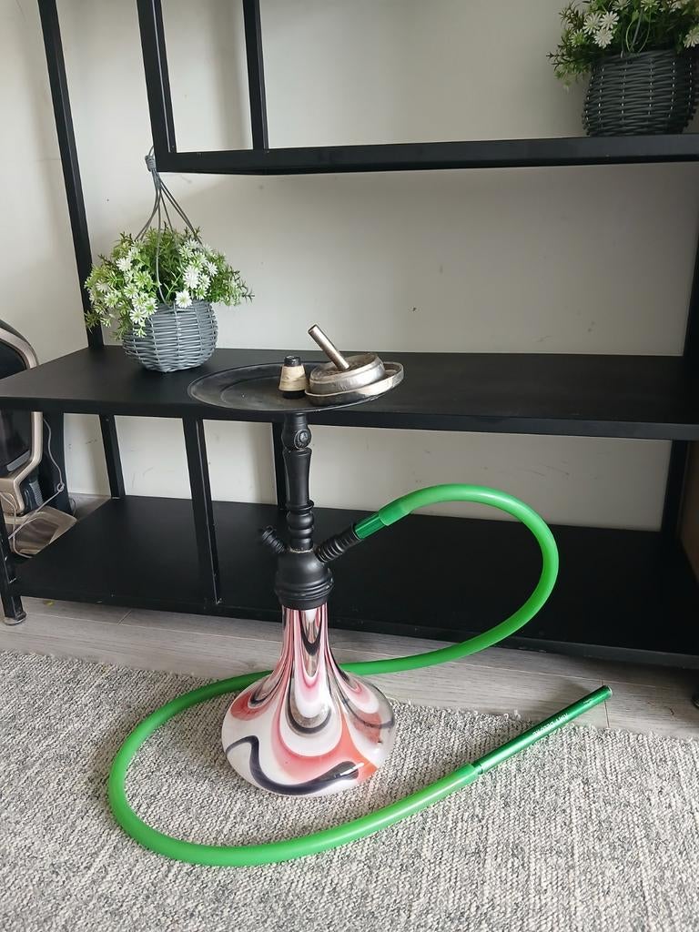 Mooie waterpijp met kleurrijke vaas en groene slang, Ophalen of Verzenden, Gebruikt, (Water)pijp